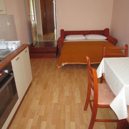Ivic Apartments Vodice Croatia ภายนอก รูปภาพ