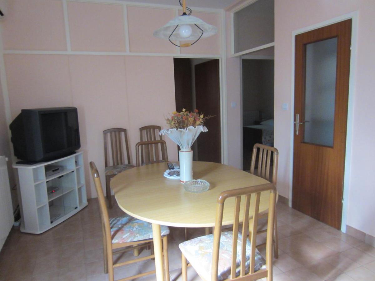 Ivic Apartments Vodice Croatia ภายนอก รูปภาพ