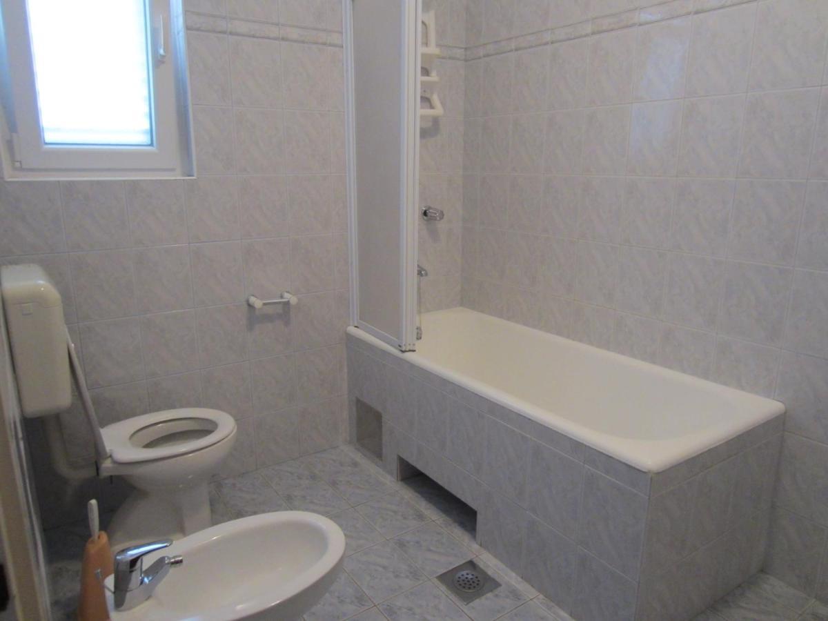 Ivic Apartments Vodice Croatia ภายนอก รูปภาพ