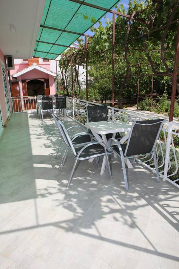 Ivic Apartments Vodice Croatia ภายนอก รูปภาพ